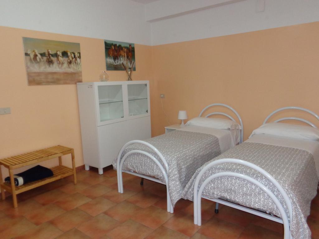 Akron B&B SantʼAlessio Siculo Kültér fotó